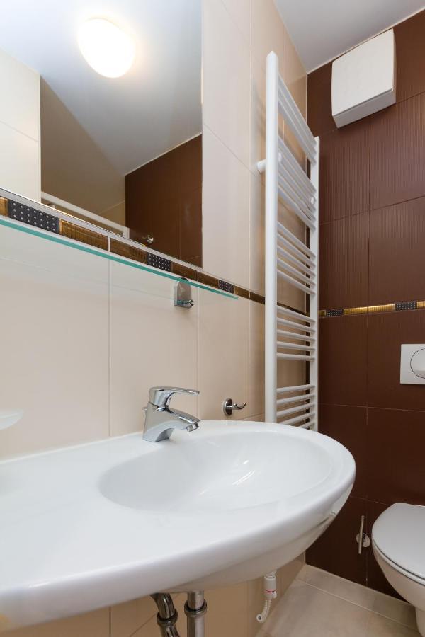 Premium Marina Apartments With Sea View By Locap Group Portorož Buitenkant foto